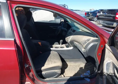 2014 Nissan Altima 2.5 S из США, поврежденный, VIN 1N4AL3AP0EC263108